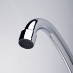 27802-llave-plastica-de-pared-con-pico-alto-plus-para-cocina-cruz-fija_imagen-producto-extras_12-