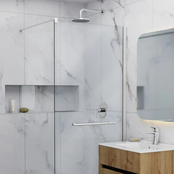 Multiplica la Luz de tu Baño Este Diciembre Cambiando la Cortina por Mamparas Transparentes