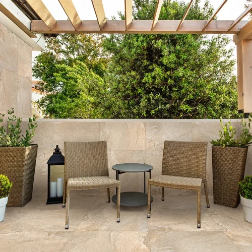 Revestimientos para Exteriores: Resistencia y Estilo para Tu Terraza y Jardín
